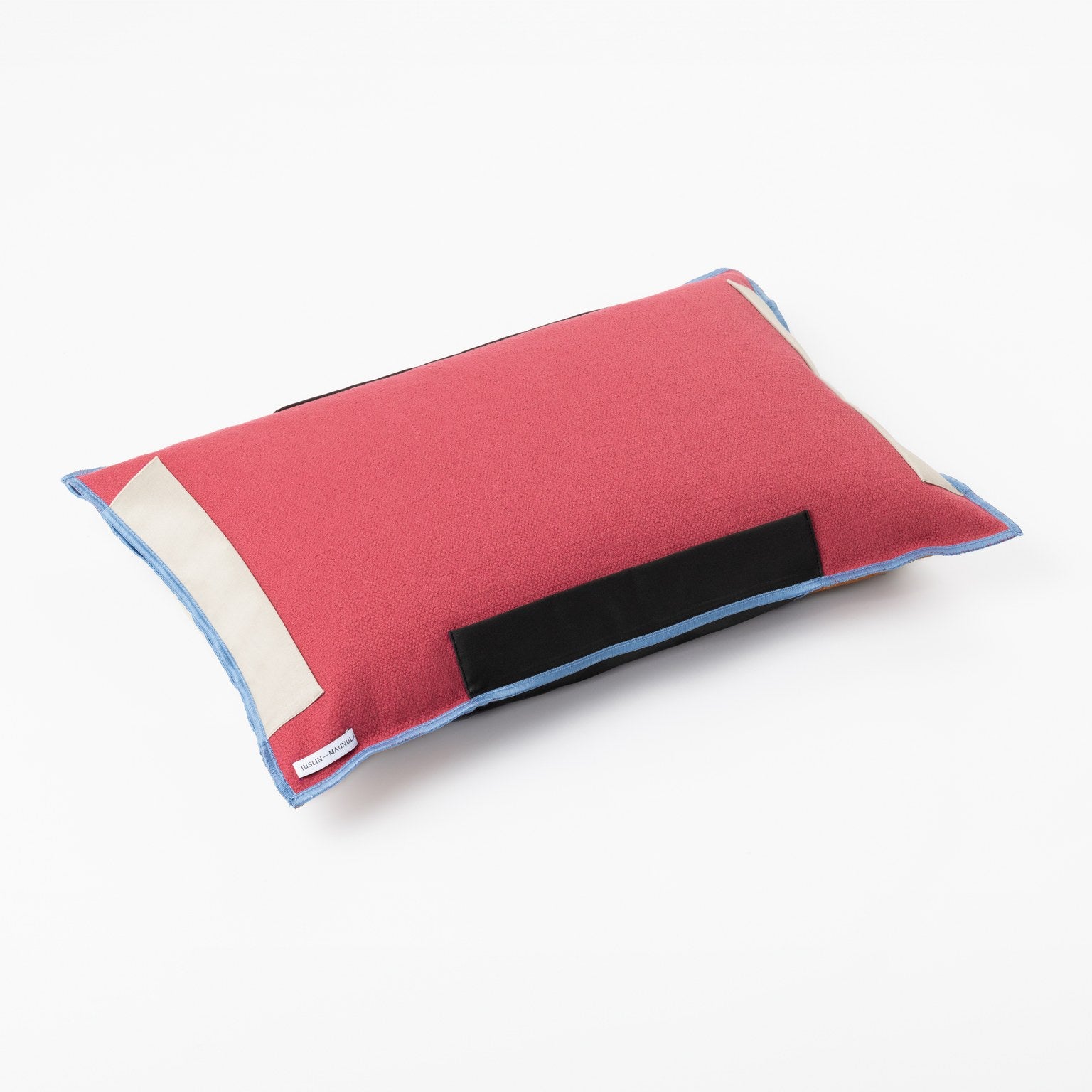 Juslin Maunula cushion