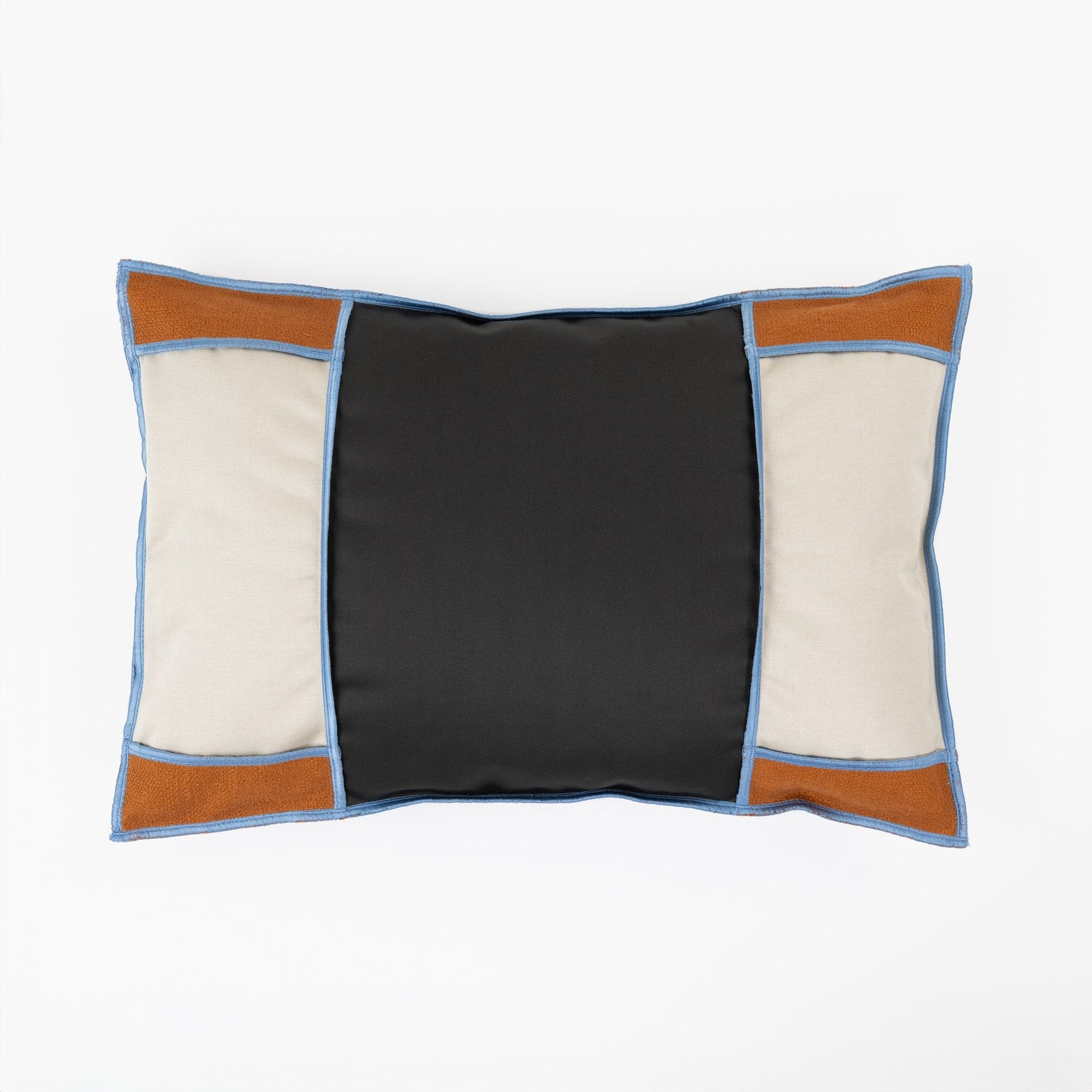 Juslin Maunula cushion