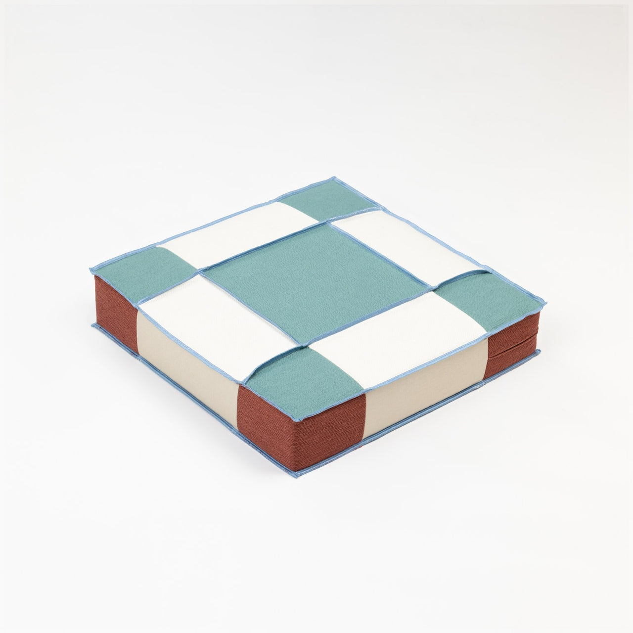 Floor Pouf Diopsidi - Juslin Maunula