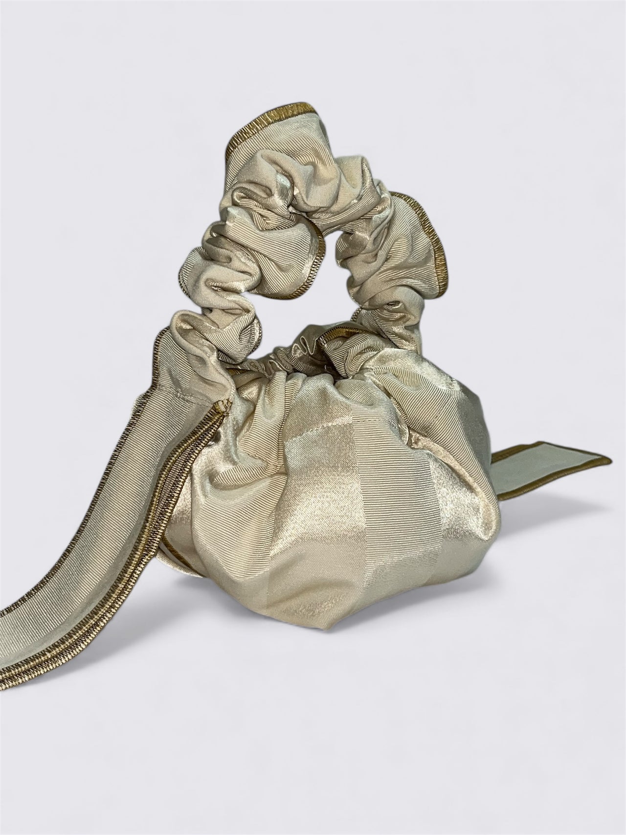 Scrunchie Bag Cream