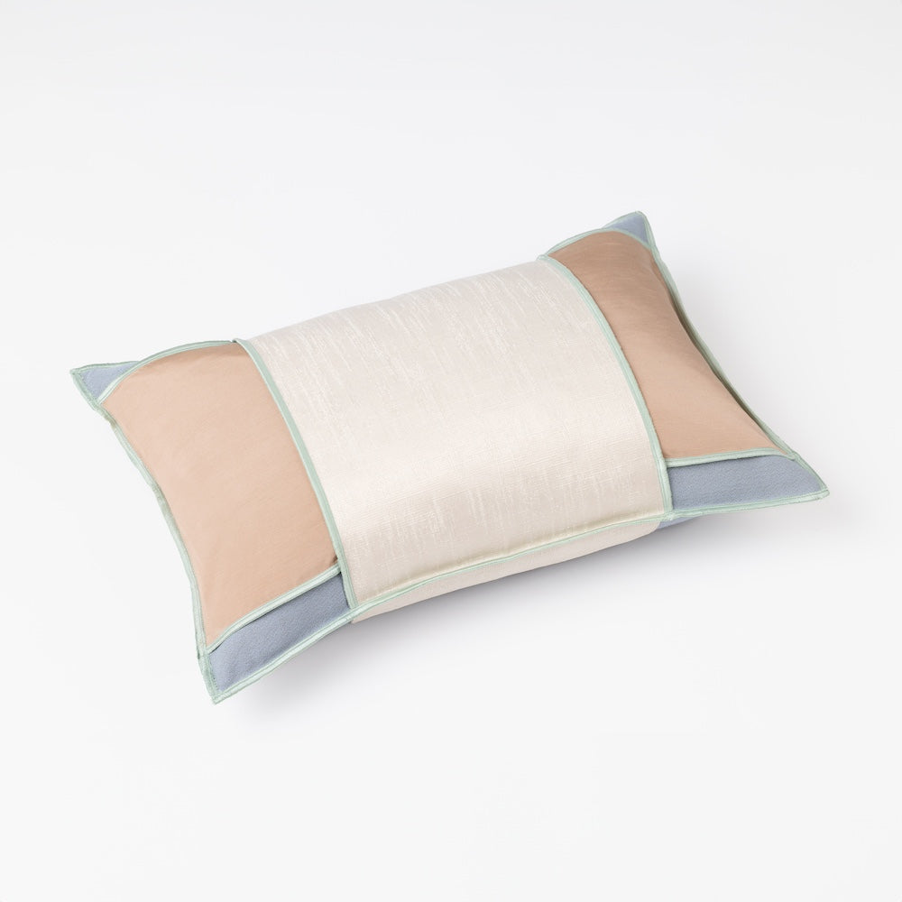 Cushion Akaatti